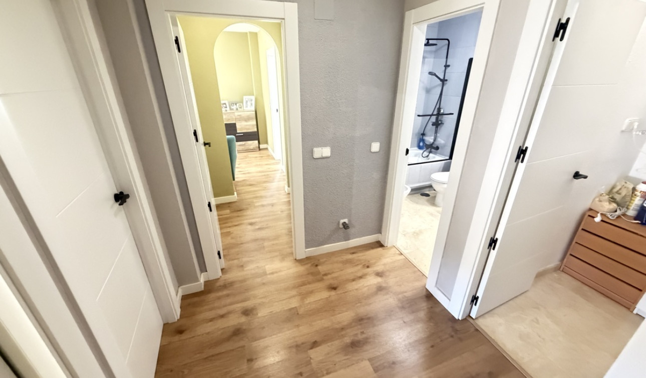 Reventa - Villa independiente - Villamartín