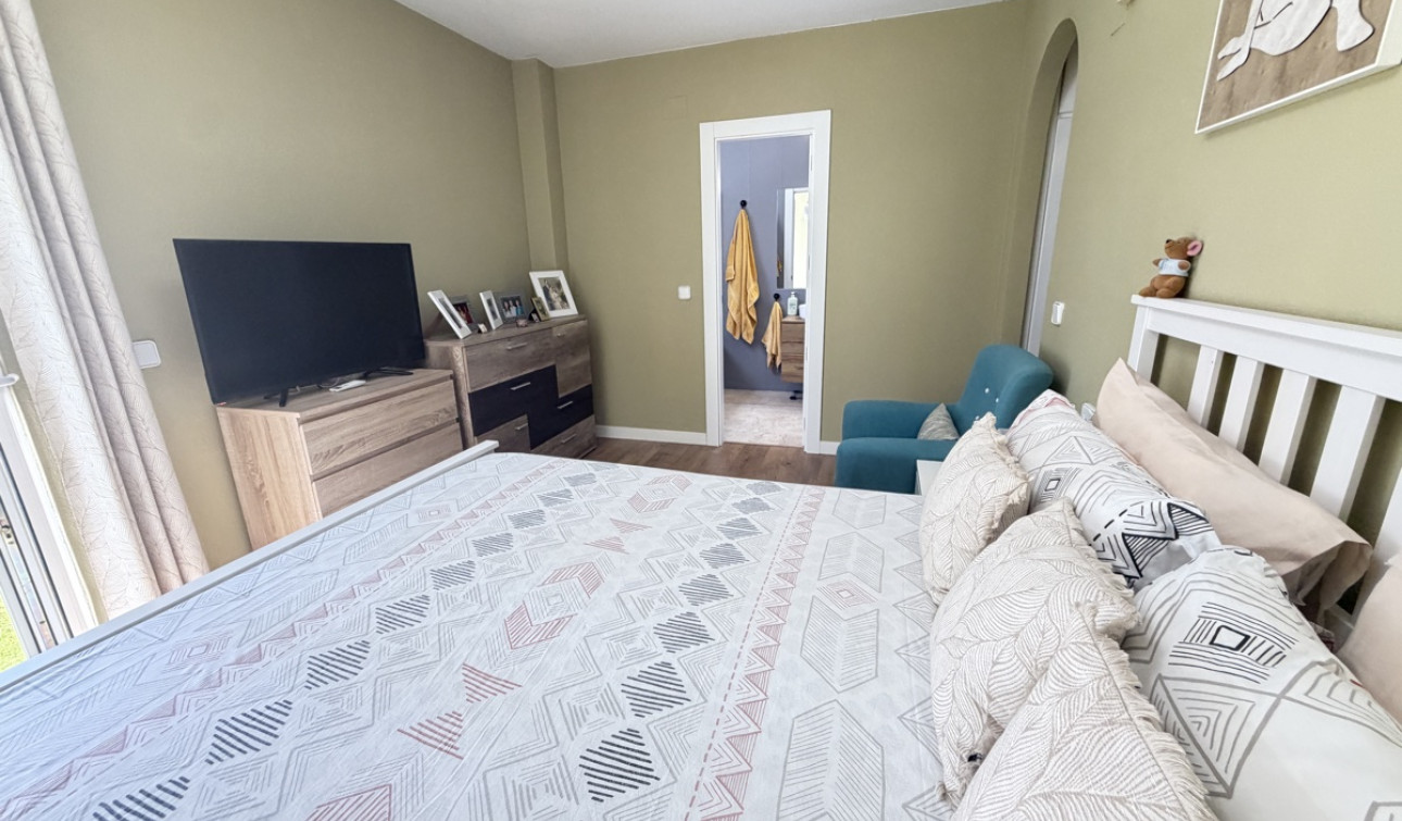 Reventa - Villa independiente - Villamartín