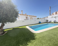Reventa - Villa independiente - Villamartín