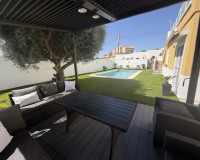 Reventa - Villa independiente - Villamartín