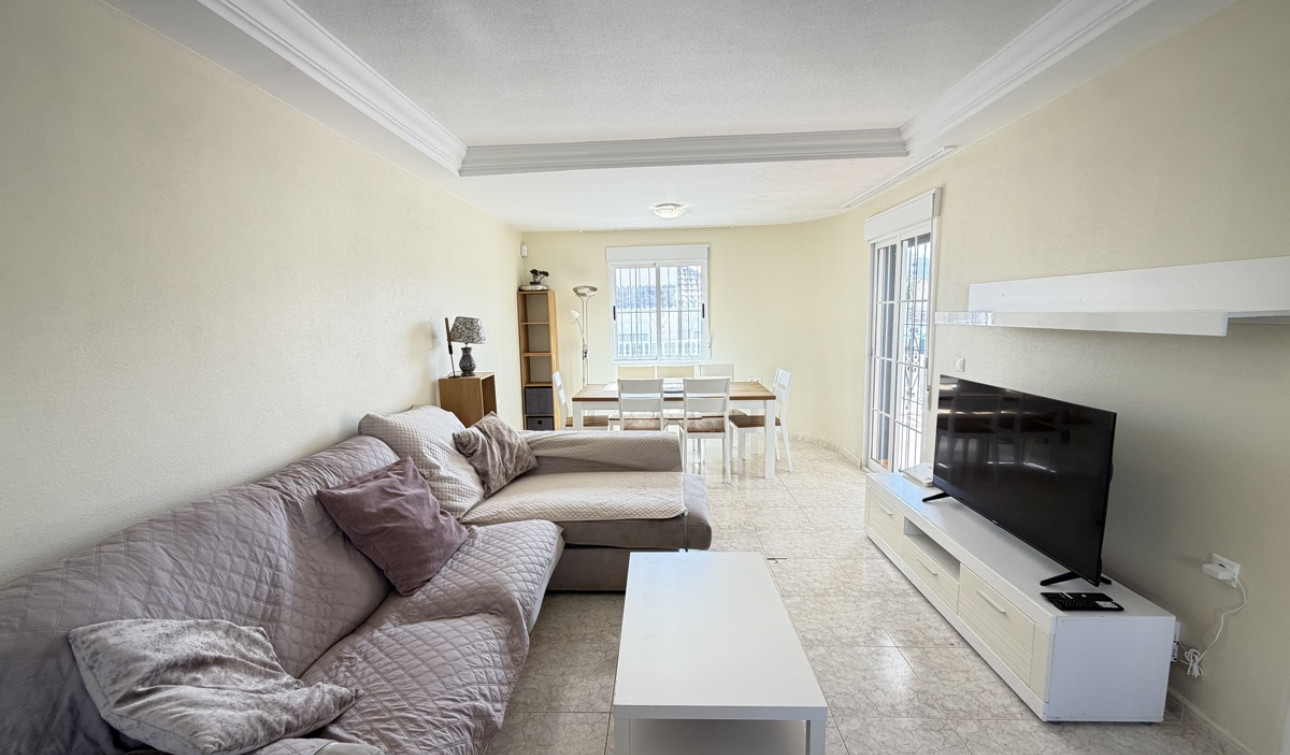 Reventa - Villa independiente - Villamartín