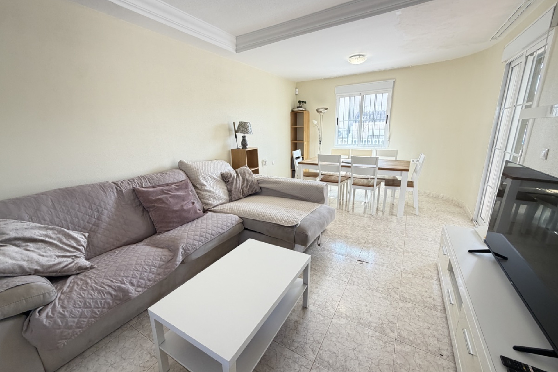 Reventa - Villa independiente - Villamartín