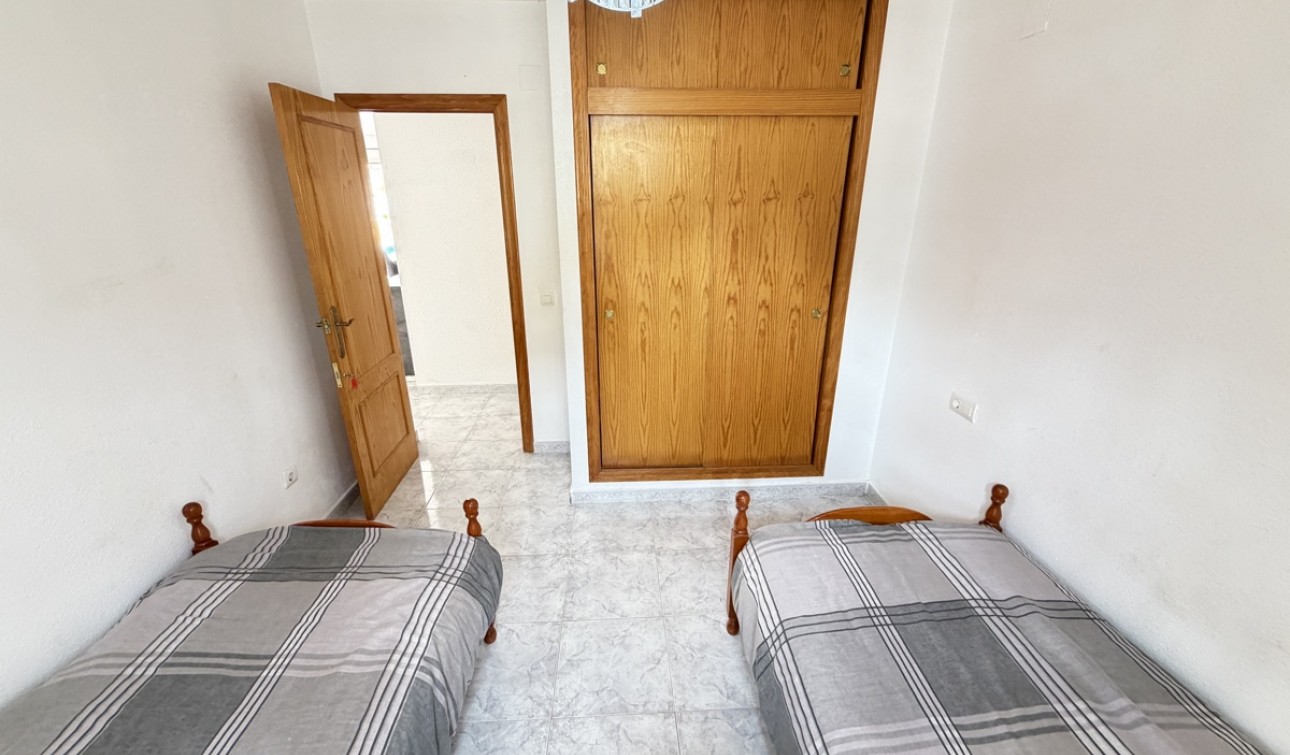 Reventa - Villa independiente - Villamartín