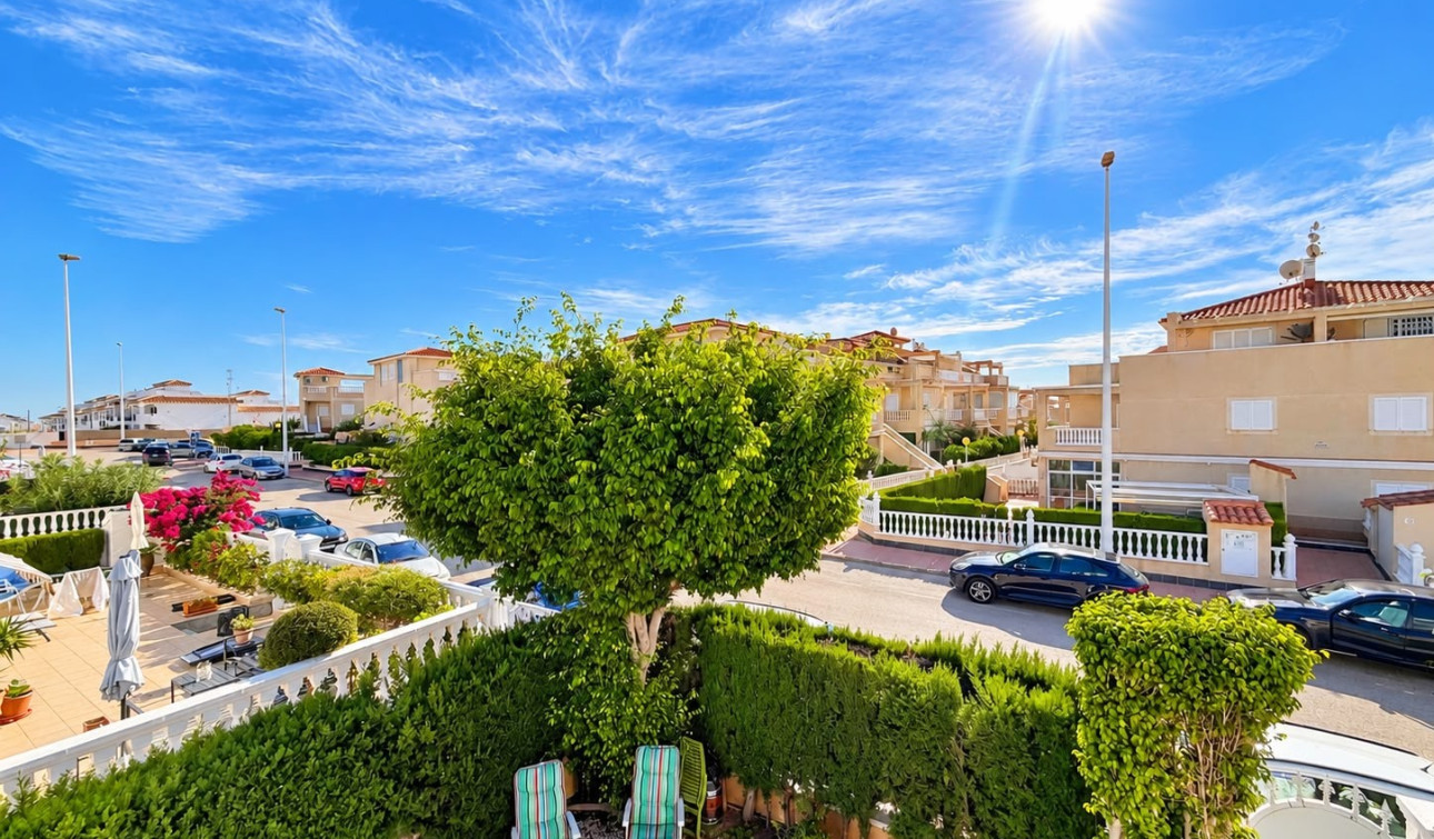 Reventa - Villa Pareada - Alicante - La Florida