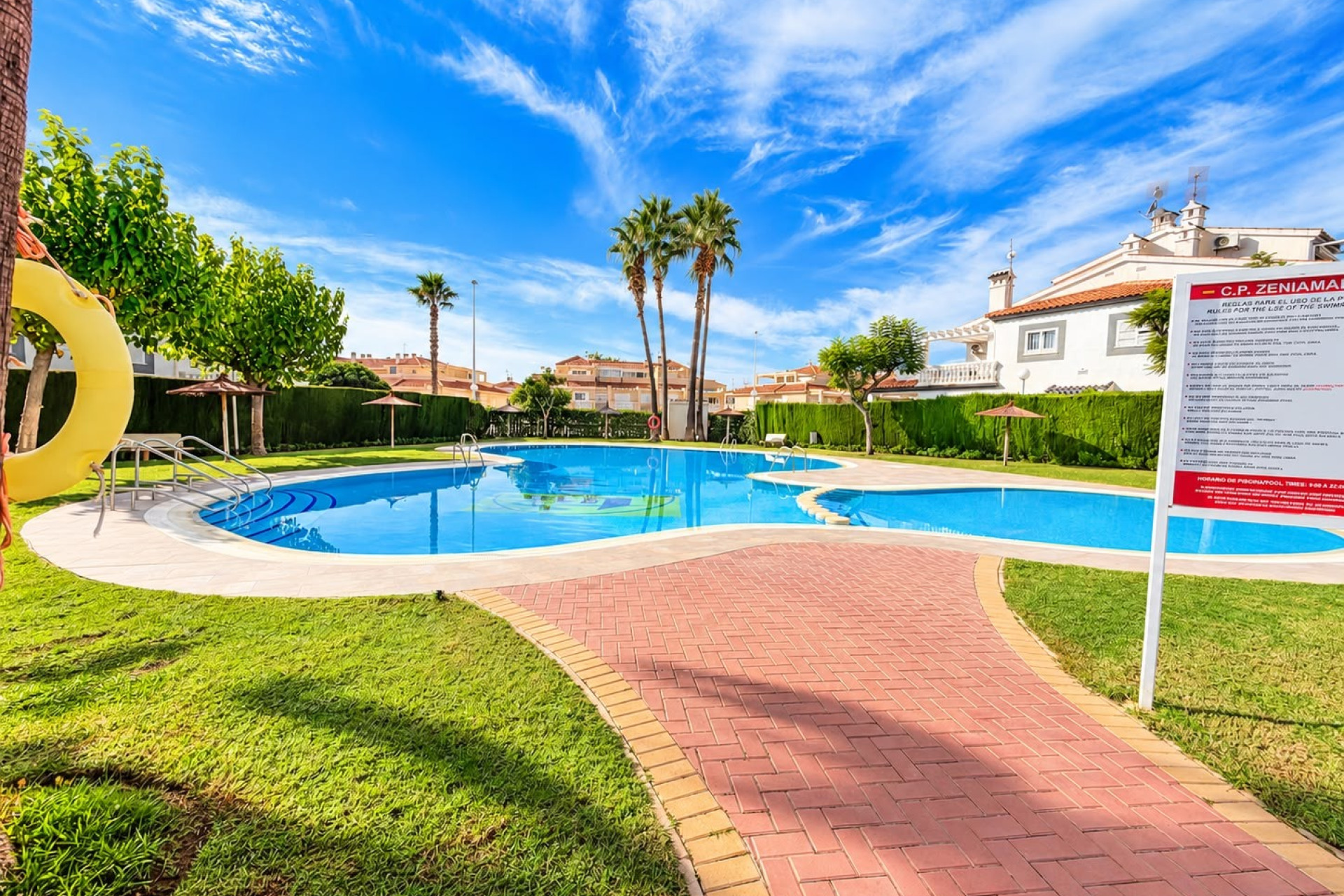 Reventa - Villa Pareada - Alicante - La Florida