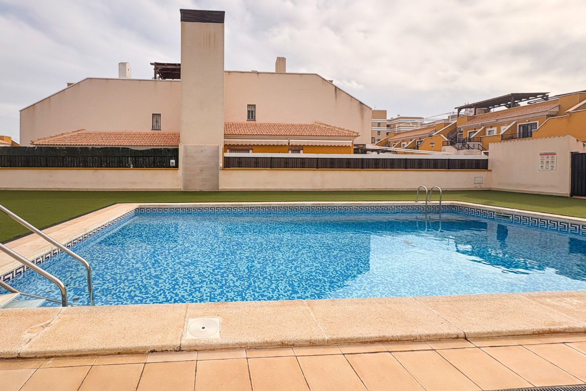 Reventa - Villa Pareada - Arenales del Sol - Arenales Del Sol