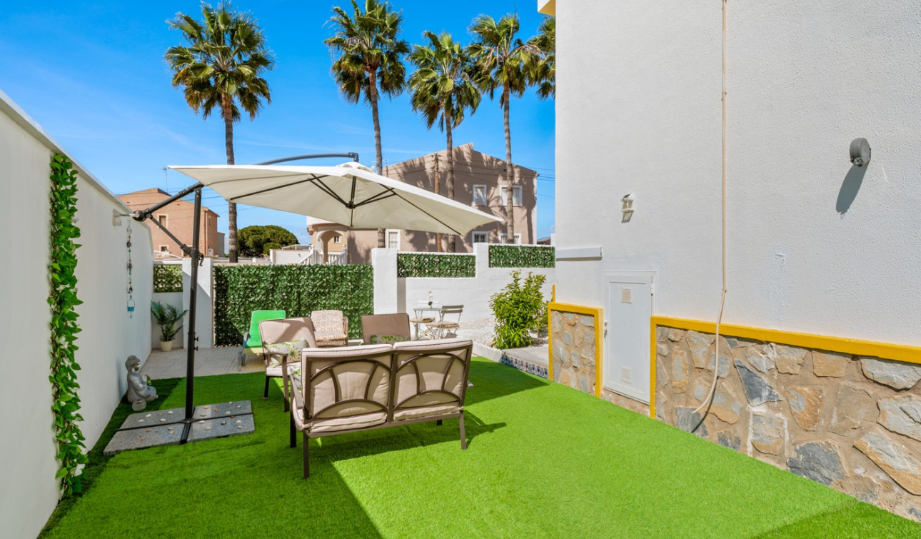 Reventa - Villa Pareada - Benijofar - Monte Azul/ El Dorado
