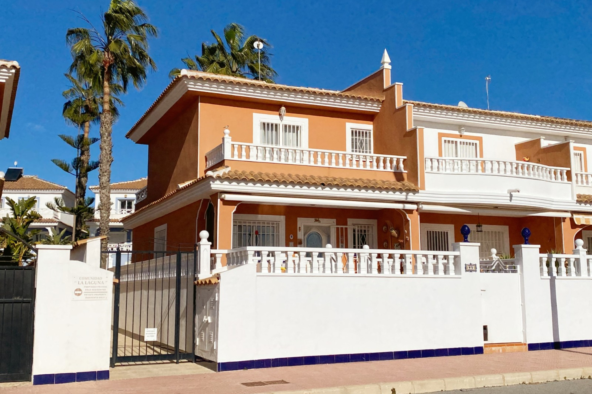 Reventa - Villa Pareada - Ciudad Quesada - Doña Pena