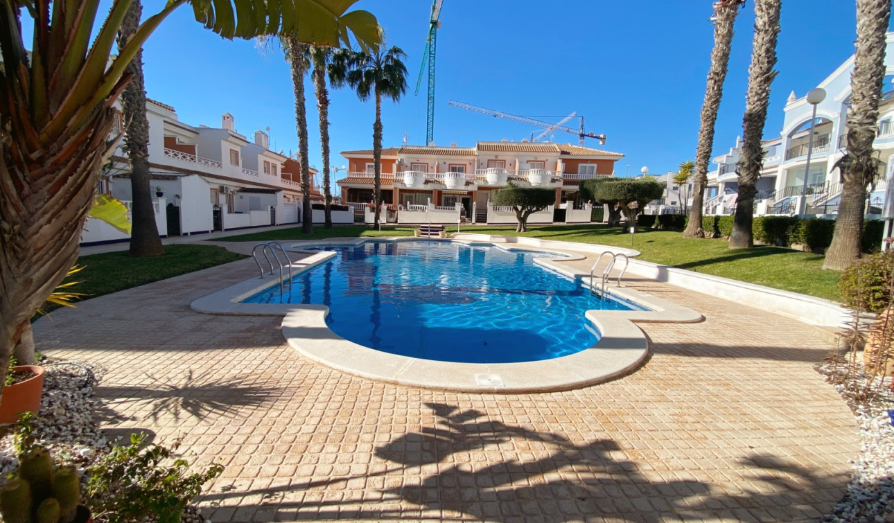 Reventa - Villa Pareada - Ciudad Quesada - Doña Pena