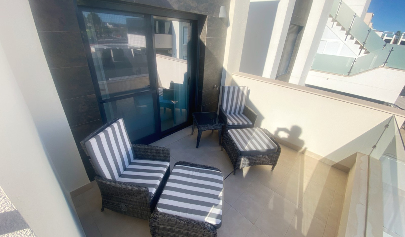 Reventa - Villa Pareada - Ciudad Quesada - Pueblo Bravo