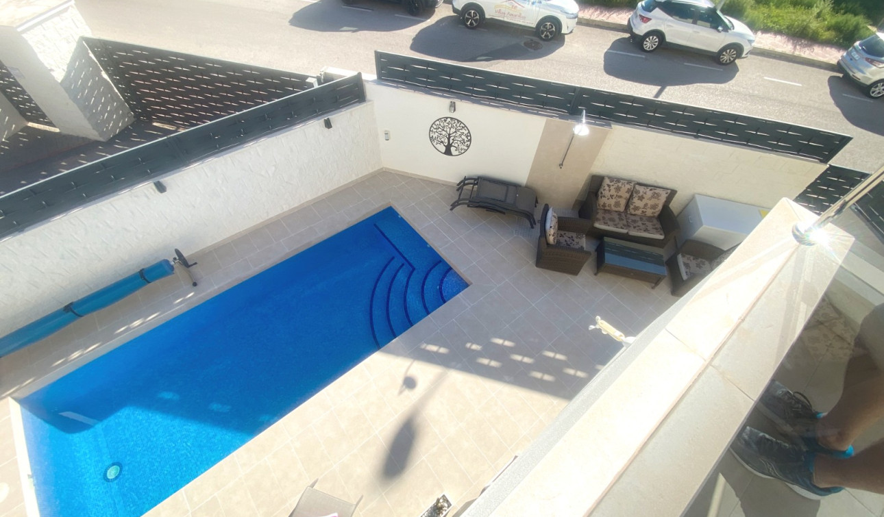 Reventa - Villa Pareada - Ciudad Quesada - Pueblo Bravo