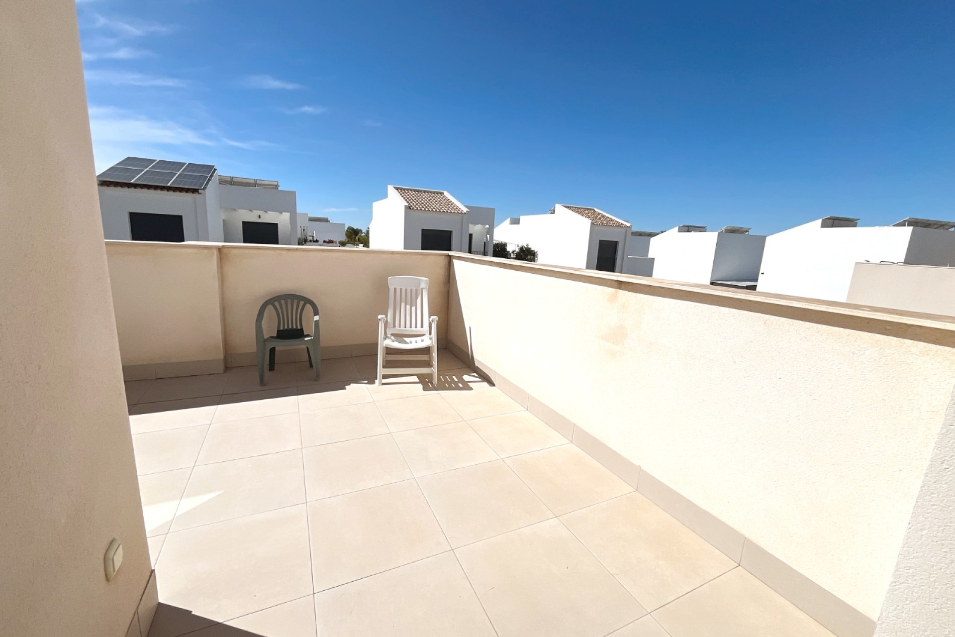 Reventa - Villa Pareada - Ciudad Quesada - Pueblo Bravo