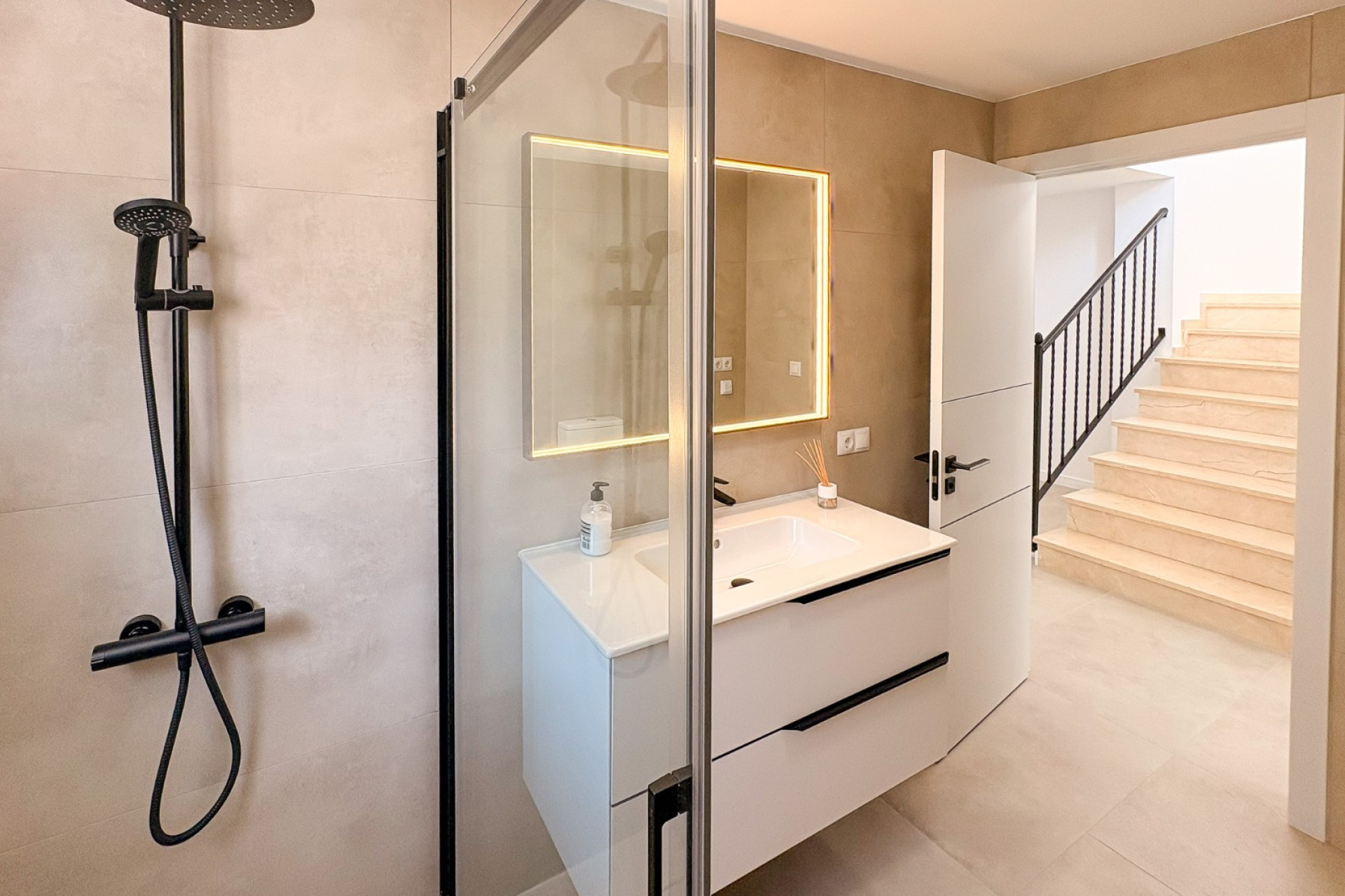 Reventa - Villa Pareada - El Campello - Pueblo Acantilado - Venta Lanuza