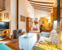 Reventa - Villa Pareada - Los Martinez Del Puerto - Los Martínez del Puerto