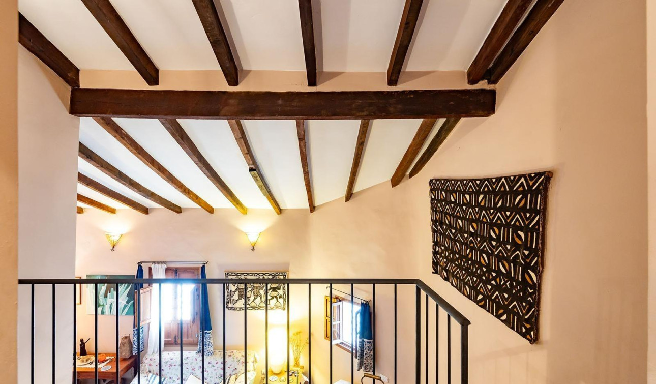 Reventa - Villa Pareada - Los Martinez Del Puerto - Los Martínez del Puerto