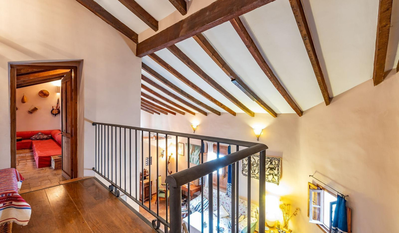 Reventa - Villa Pareada - Los Martinez Del Puerto - Los Martínez del Puerto