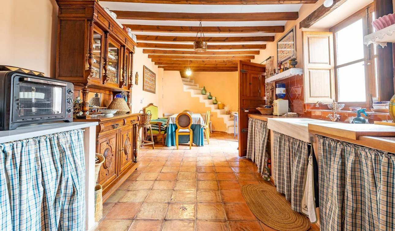 Reventa - Villa Pareada - Los Martinez Del Puerto - Los Martínez del Puerto