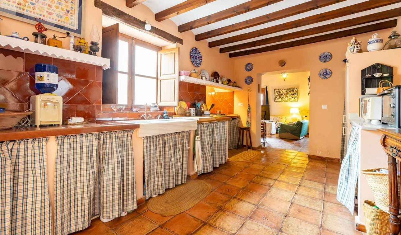 Reventa - Villa Pareada - Los Martinez Del Puerto - Los Martínez del Puerto