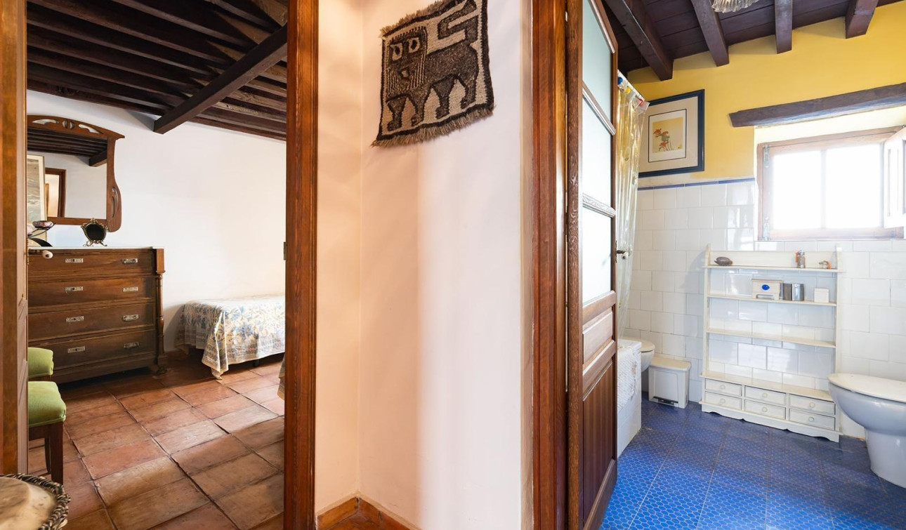 Reventa - Villa Pareada - Los Martinez Del Puerto - Los Martínez del Puerto