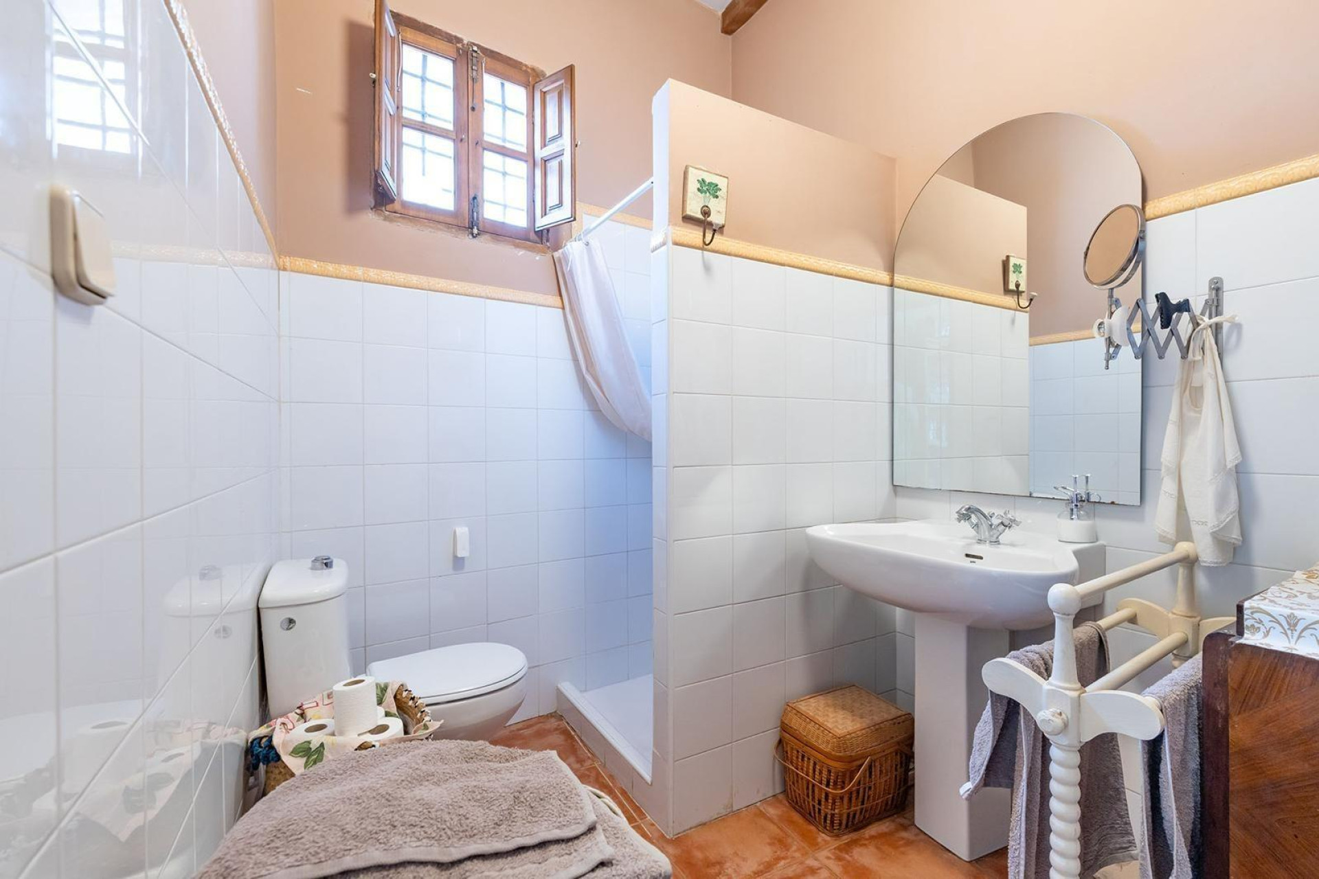 Reventa - Villa Pareada - Los Martinez Del Puerto - Los Martínez del Puerto