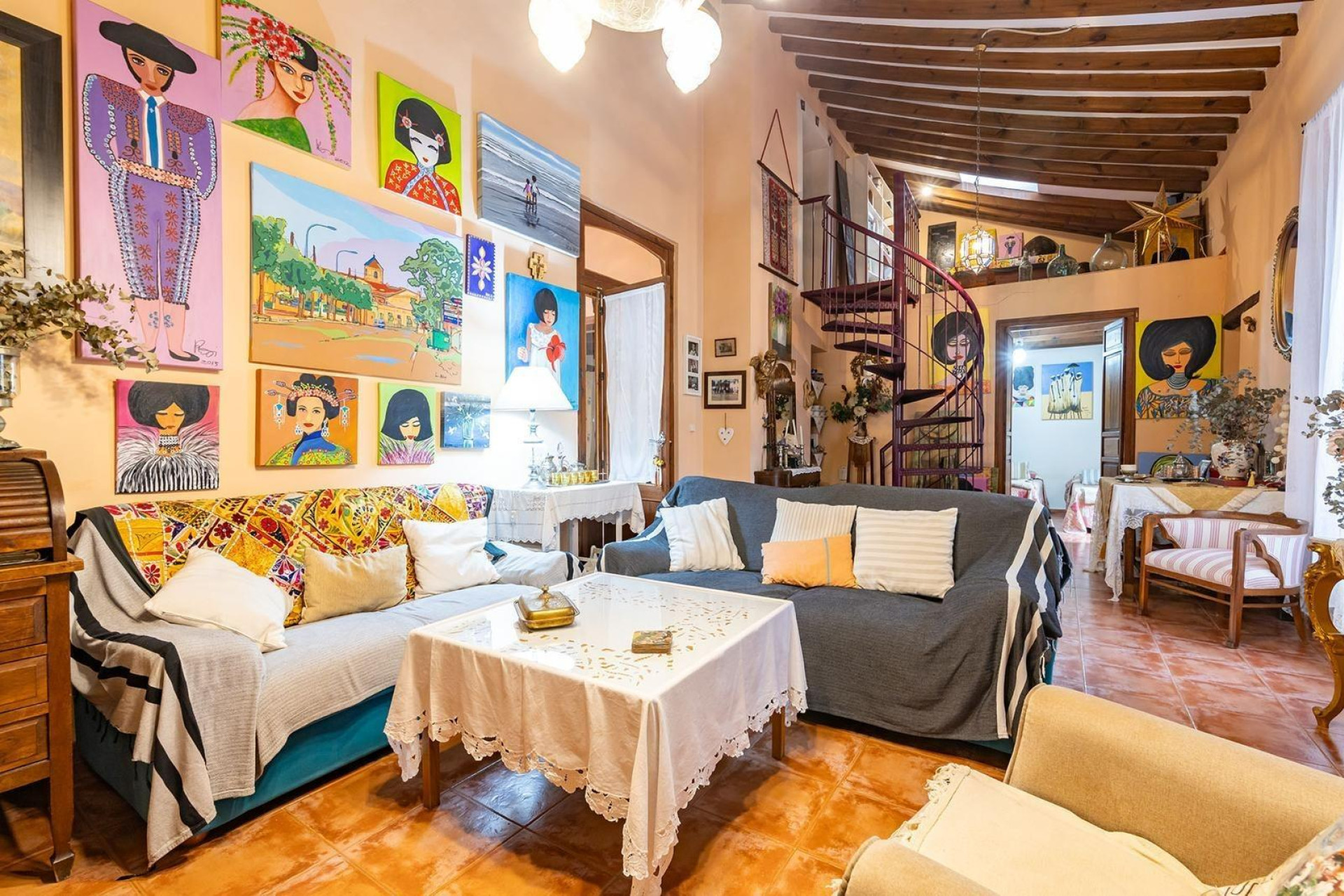 Reventa - Villa Pareada - Los Martinez Del Puerto - Los Martínez del Puerto