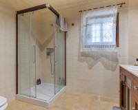 Reventa - Villa Pareada - Los Montesinos - La Herrada