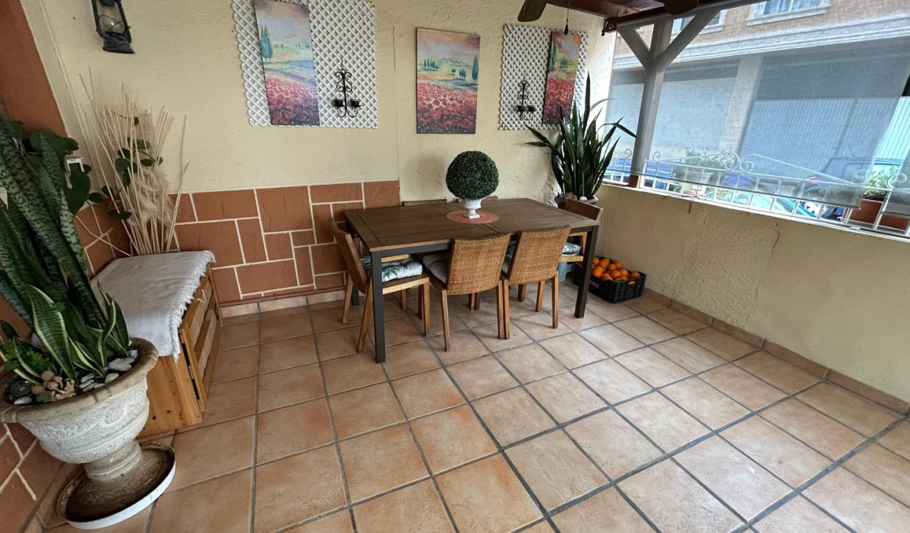 Reventa - Villa Pareada - Los Montesinos