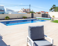 Reventa - Villa Pareada - Torrevieja - La Siesta - El Salado - Torreta