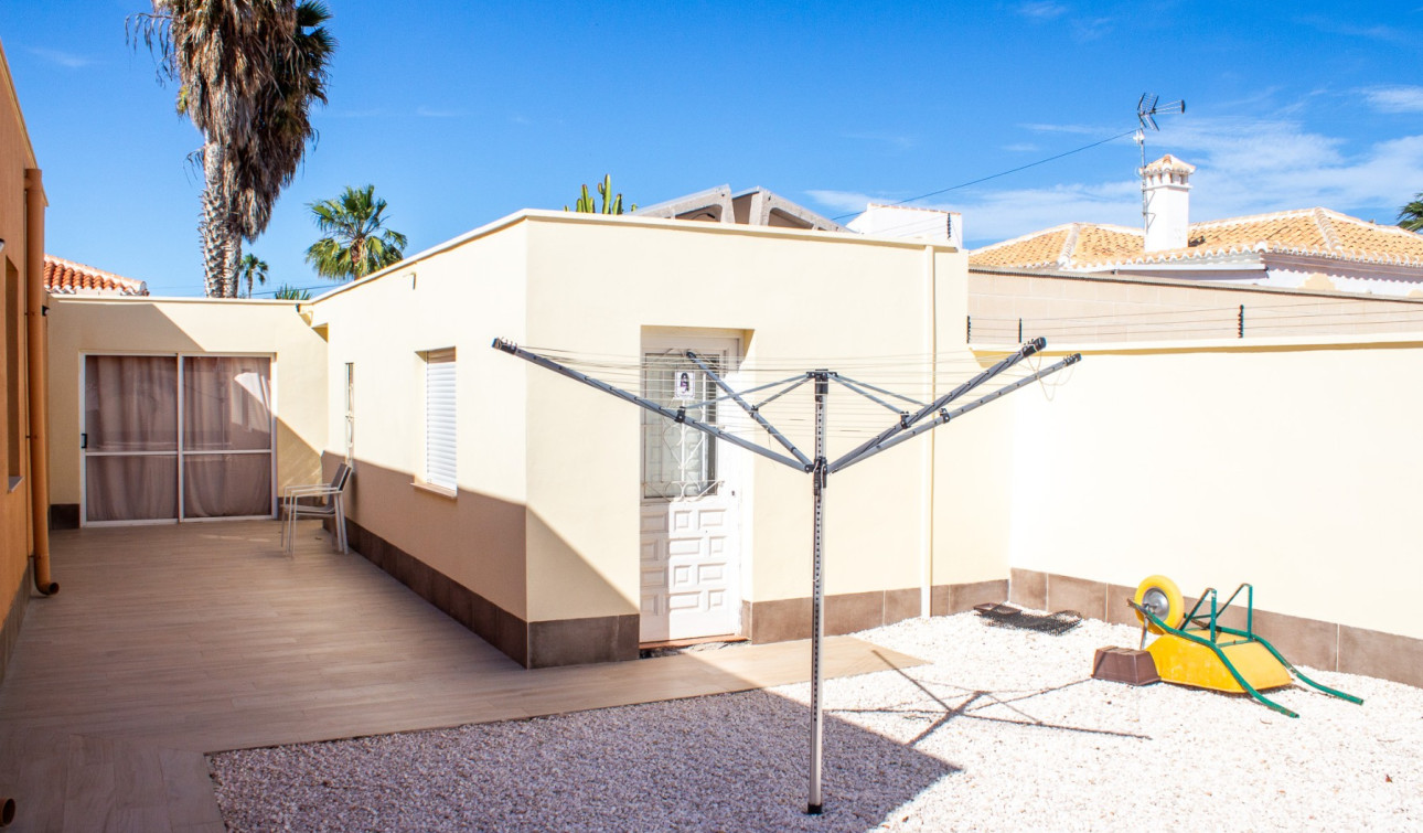 Reventa - Villa Pareada - Torrevieja - La Siesta - El Salado - Torreta