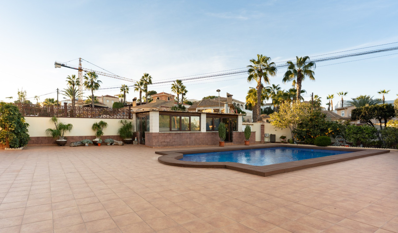 Reventa - Villa Pareada - Torrevieja - Los Balcones
