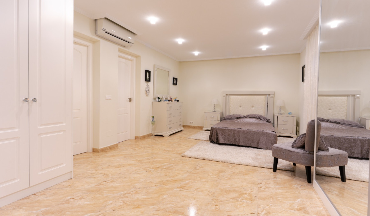 Reventa - Villa Pareada - Torrevieja - Los Balcones