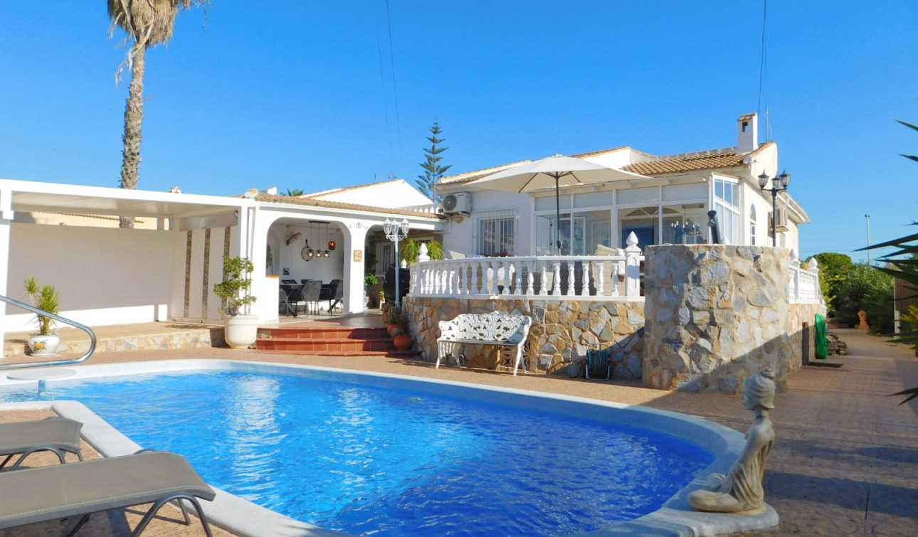 Reventa - Villa Pareada - Torrevieja - San Luis