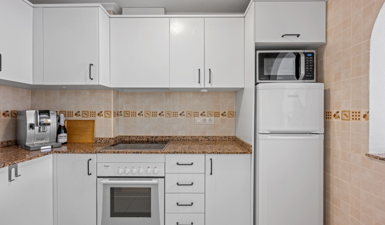 Revente - Appartement - Daya Nueva - Costa Blanca South