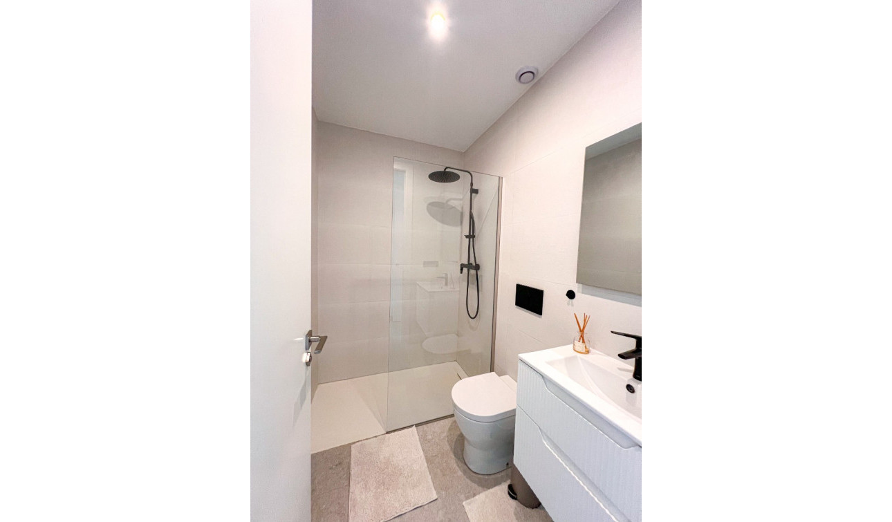 Revente - Appartement - Guardamar del Segura - Urbanizaciones