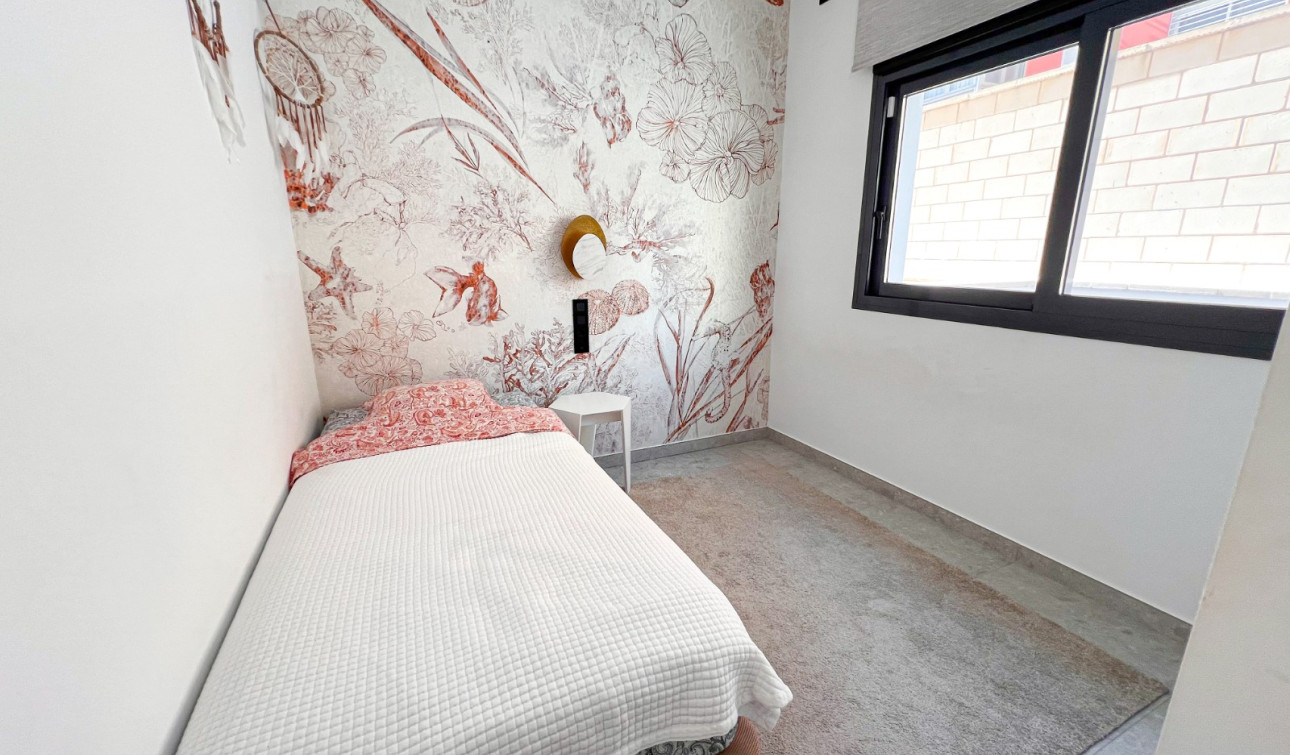 Revente - Appartement - Guardamar del Segura - Urbanizaciones