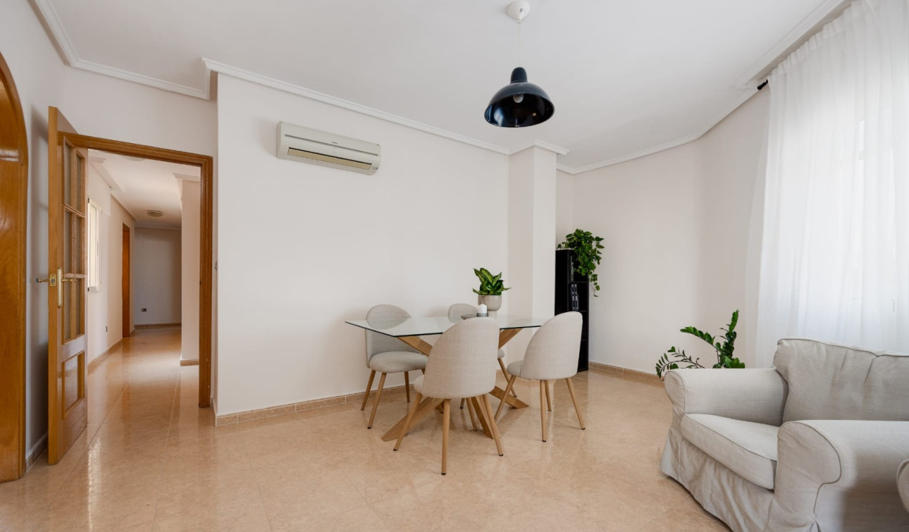 Revente - Appartement - Jacarilla