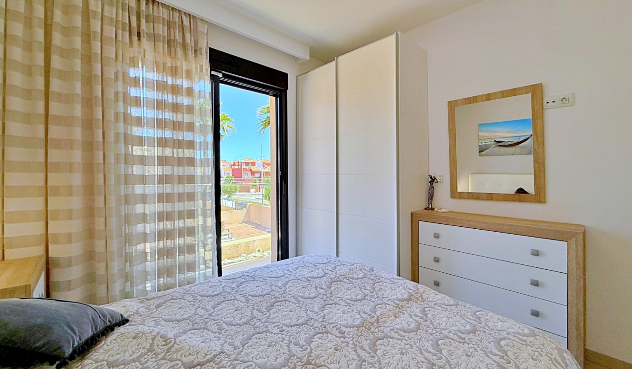 Revente - Appartement - Pilar de la Horadada - Torre De La Horadada