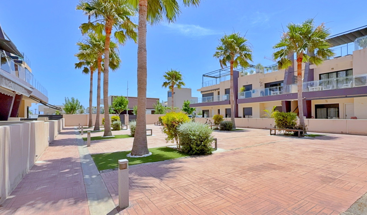 Revente - Appartement - Pilar de la Horadada - Torre De La Horadada