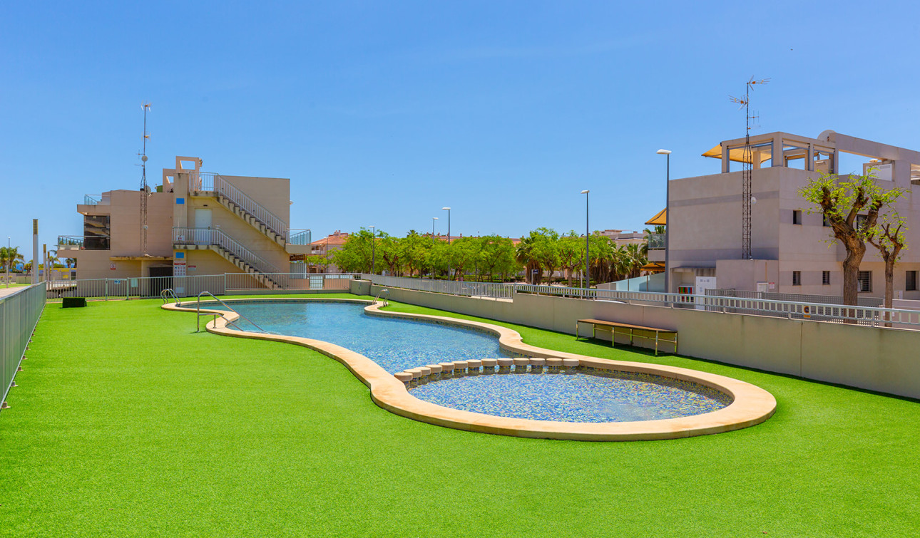 Revente - Appartement - Pilar de la Horadada - Torre De La Horadada