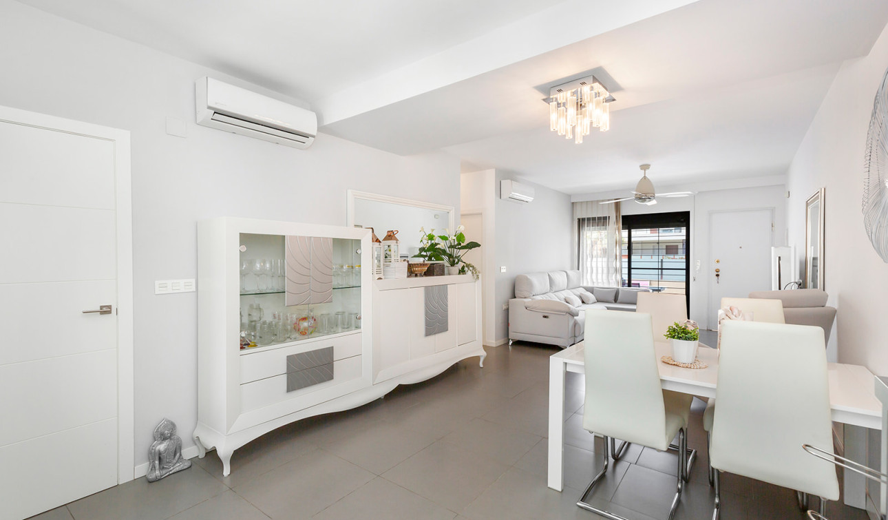 Revente - Appartement - Pilar de la Horadada - Torre De La Horadada