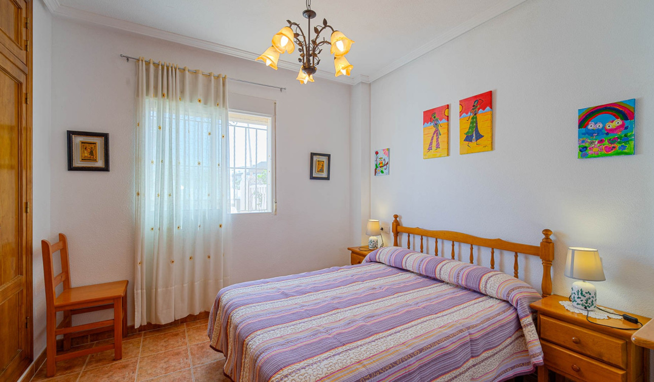 Revente - Appartement - Punta Prima
