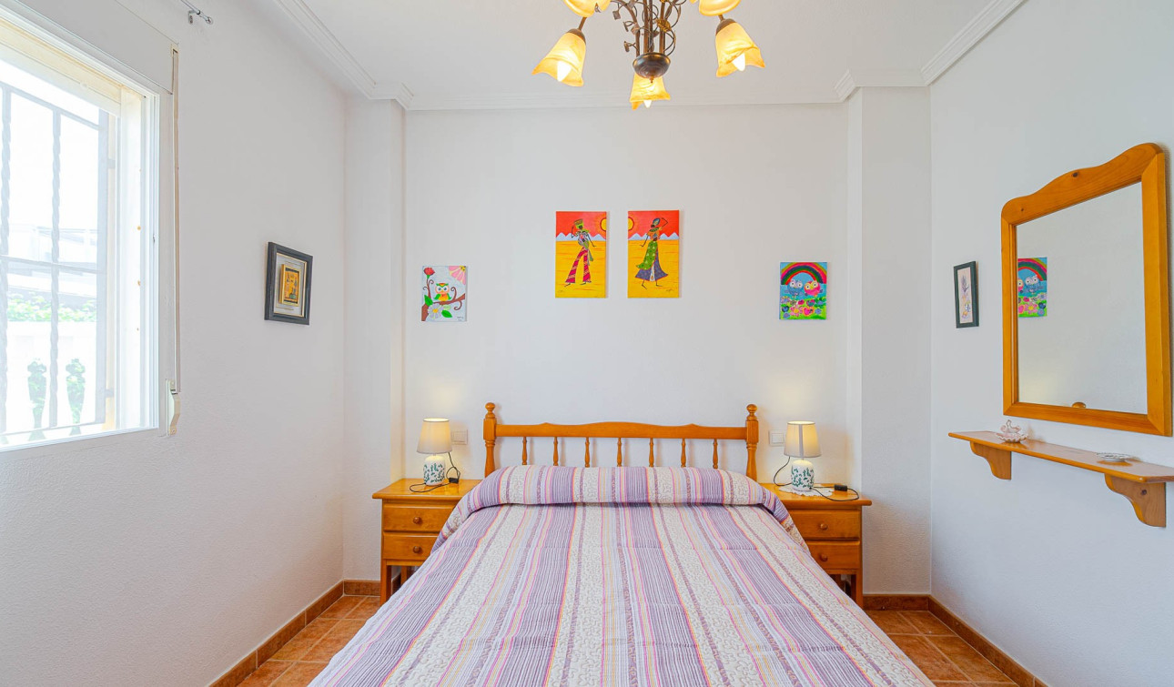 Revente - Appartement - Punta Prima