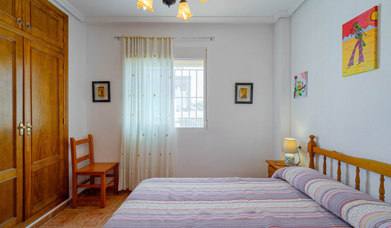 Revente - Appartement - Punta Prima