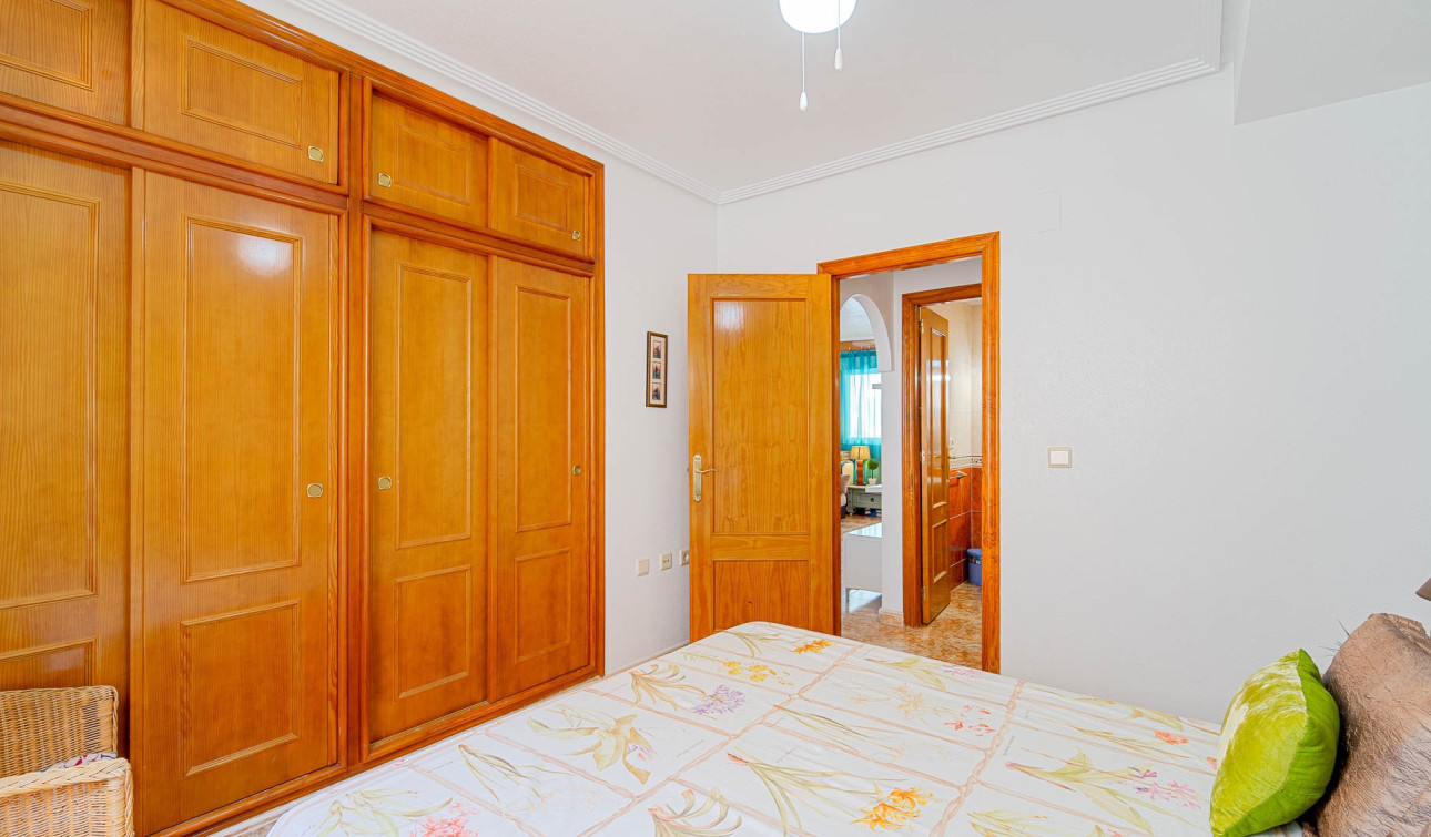 Revente - Appartement - Punta Prima