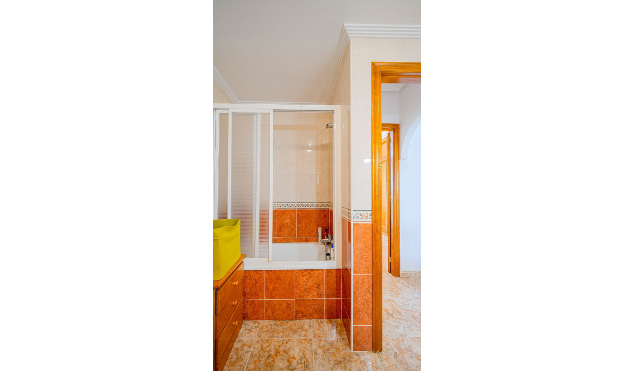 Revente - Appartement - Punta Prima