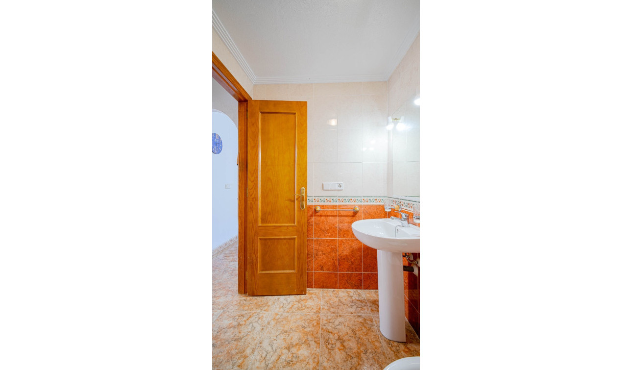 Revente - Appartement - Punta Prima