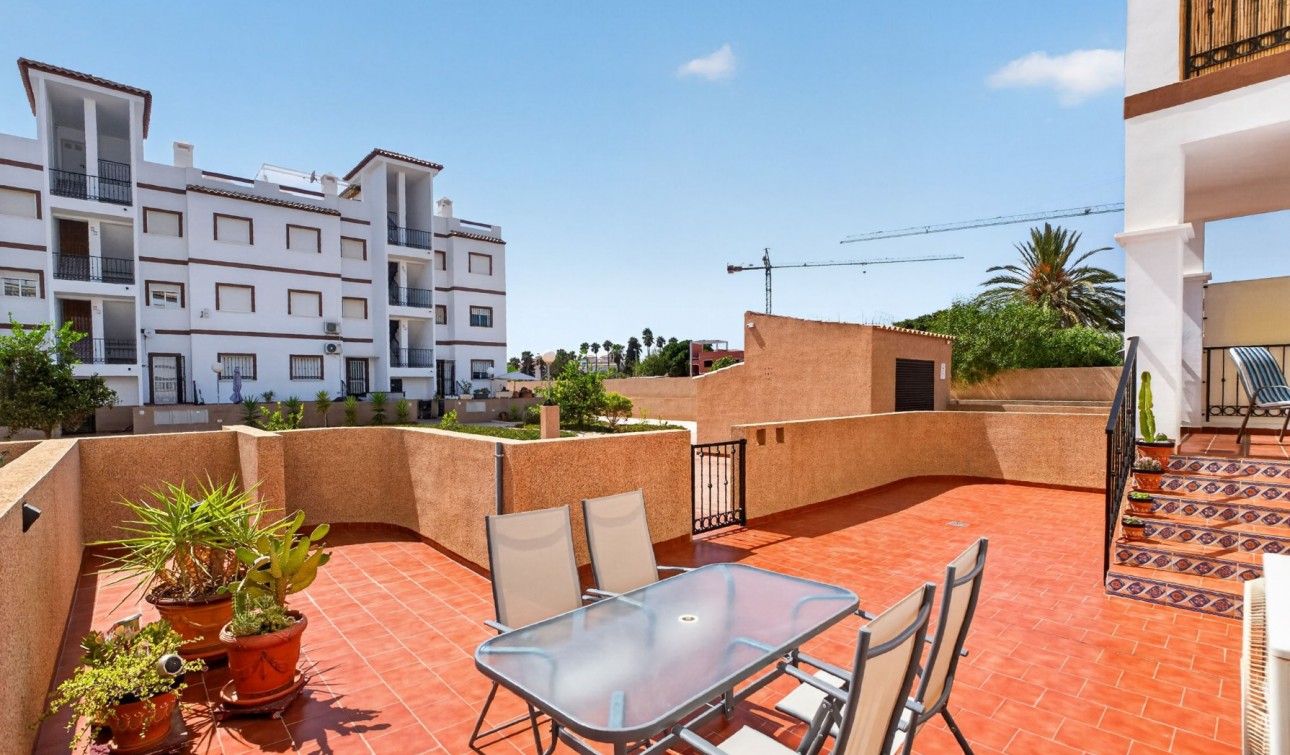 Revente - Appartement - Punta Prima