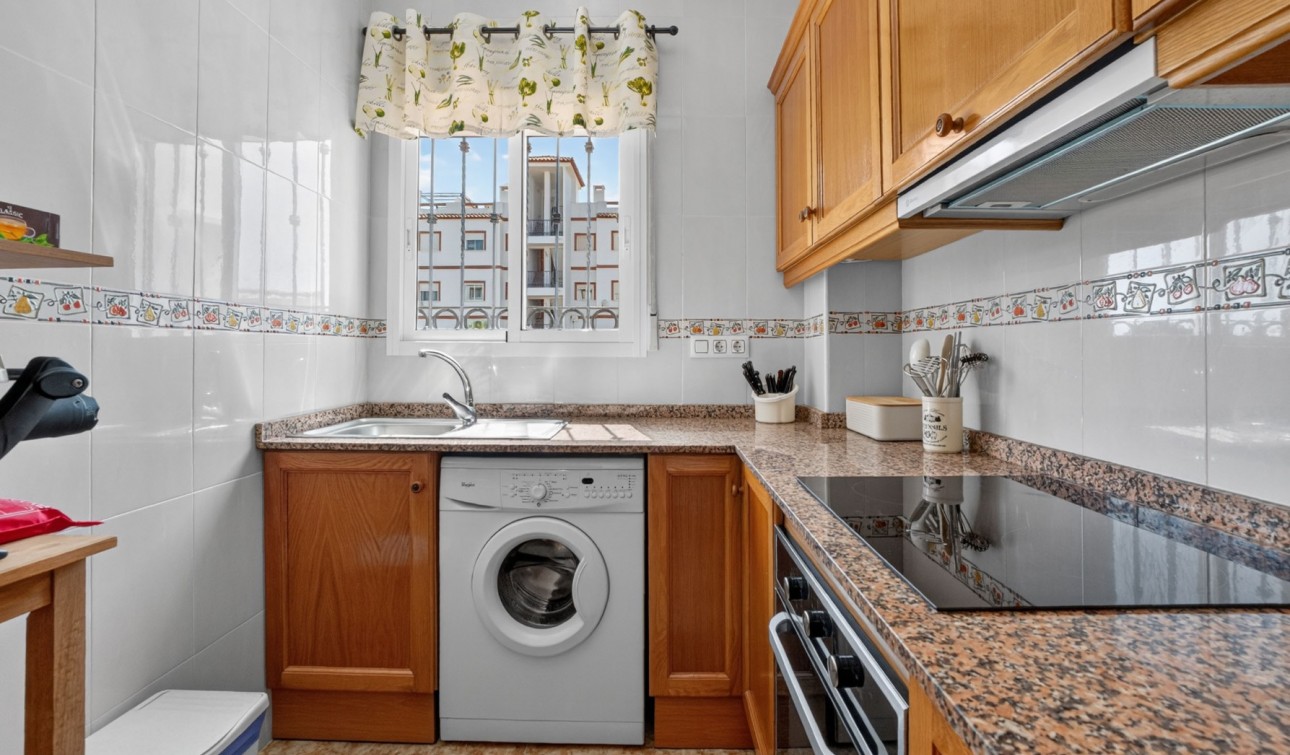 Revente - Appartement - Punta Prima