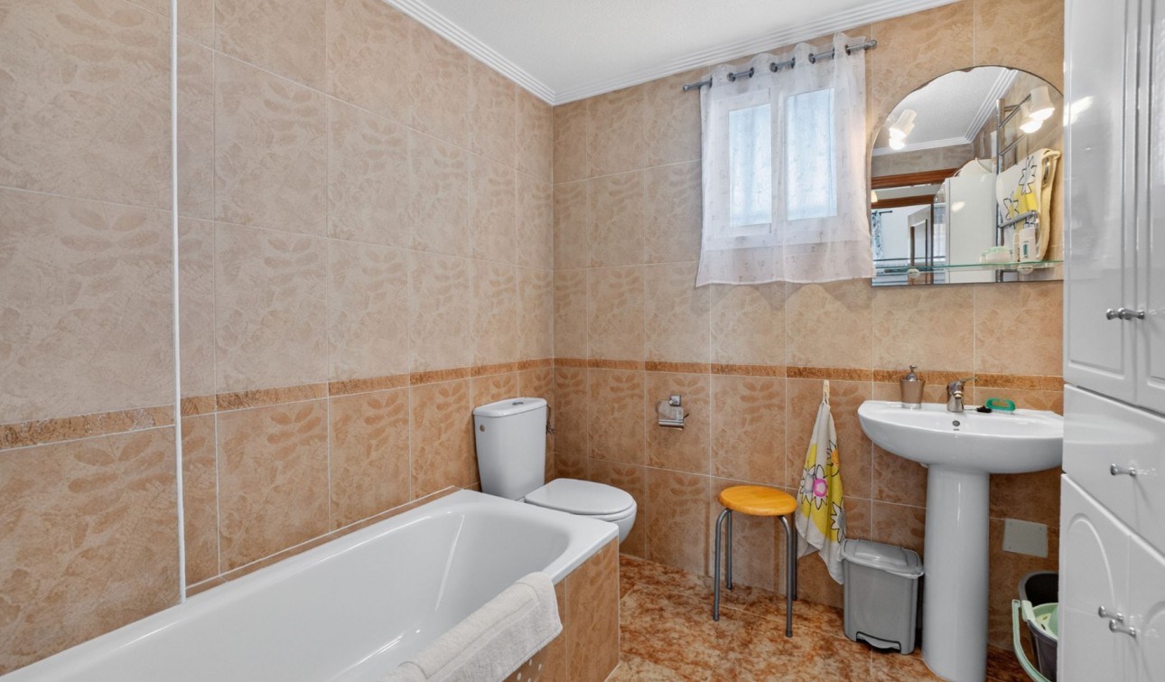 Revente - Appartement - Punta Prima