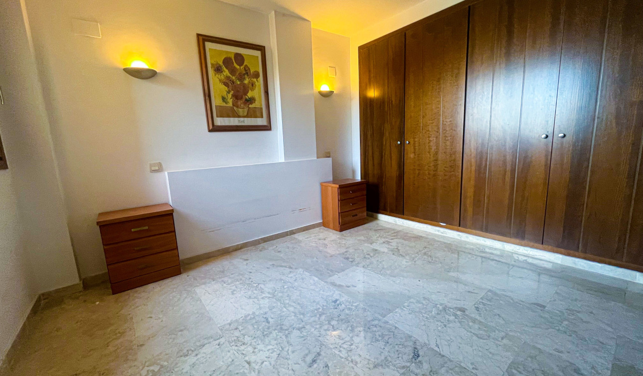 Revente - Appartement - Punta Prima